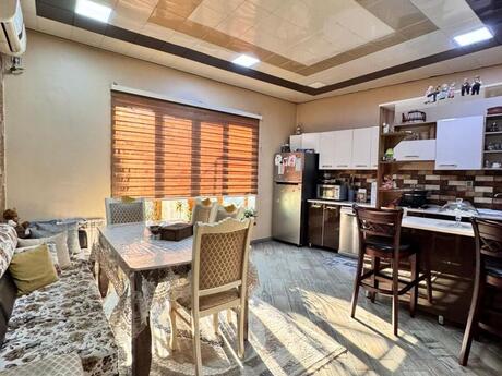 4 otaqlı həyət evi/bağ evi - Azadlıq Prospekti m. - 140 m²