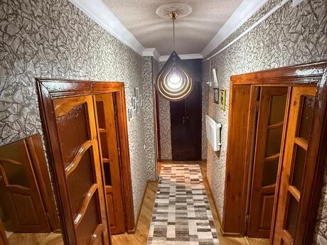 3 otaqlı köhnə tikili - Gəncə - 74 m²