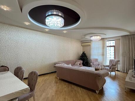 4 otaqlı yeni tikili - Elmlər Akademiyası m. - 221 m²