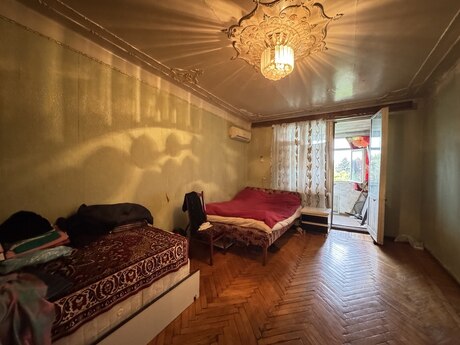 3 otaqlı köhnə tikili - Neftçilər m. - 65 m²