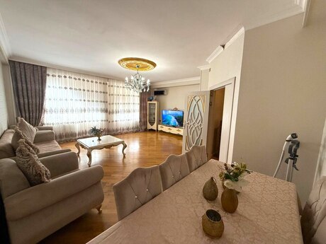 4 otaqlı yeni tikili - İnşaatçılar m. - 135 m²