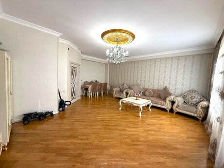 4 otaqlı yeni tikili - İnşaatçılar m. - 135 m²