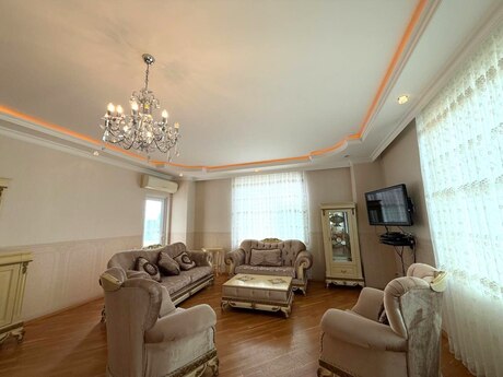 4 otaqlı yeni tikili - Gənclik m. - 150 m²