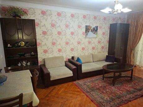 1-комн. вторичка - м. Иншаатчылар - 35 м²