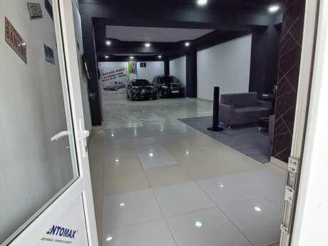 Obyekt - Xalqlar Dostluğu m. - 130 m²