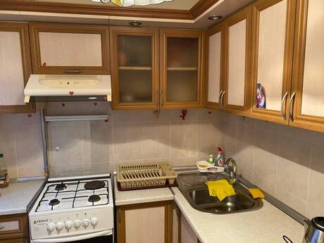 1 otaqlı köhnə tikili - Elmlər Akademiyası m. - 35 m²