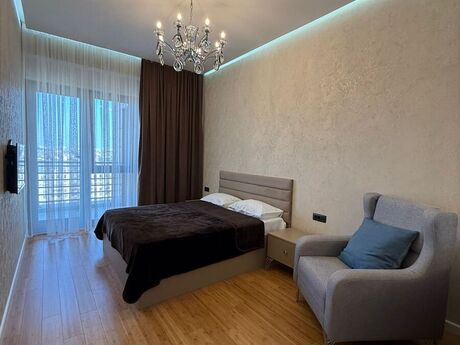 3 otaqlı yeni tikili - Ağ şəhər q. - 110 m²