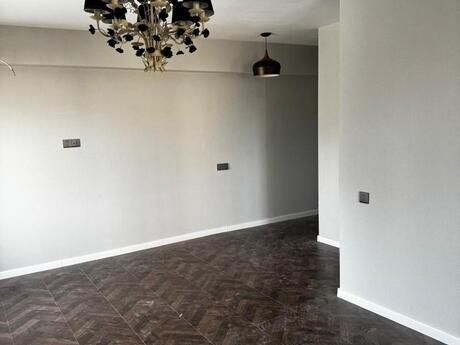 2 otaqlı köhnə tikili - 28 May m. - 47 m²