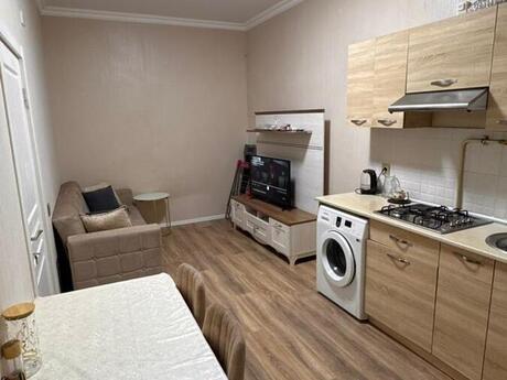 1-комн. новостройка - Ясамальский р. - 45 м²