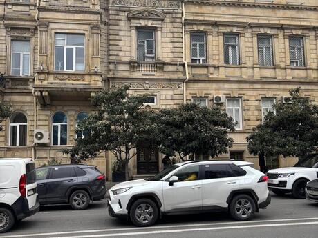 Объявление №6111554 - Баку, м. Ичеришехер, 8-комн., 370 м²