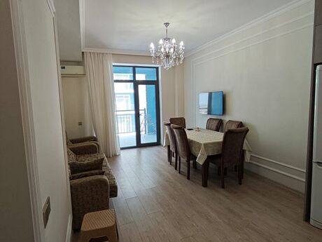 Elan №6111596 - Bakı, Nəriman Nərimanov m., 2 otaqlı, 67 m², 13/16 mərtəbə