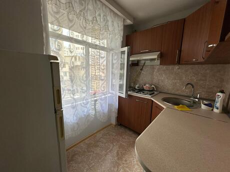 1 otaqlı köhnə tikili - Nizami m. - 40 m²