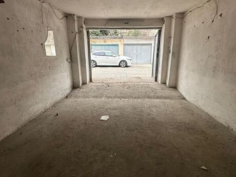 Qaraj - İnşaatçılar m. - 20 m²