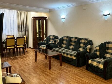 3 otaqlı yeni tikili - İçəri Şəhər m. - 101 m²