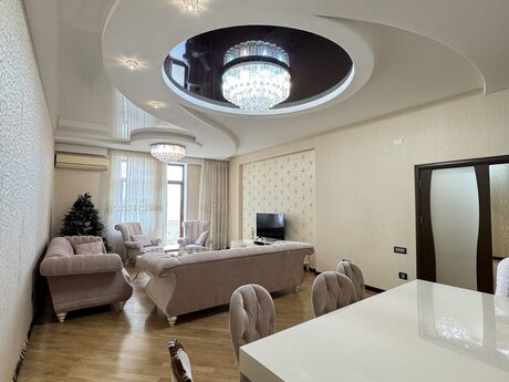4 otaqlı yeni tikili - Elmlər Akademiyası m. - 212 m²