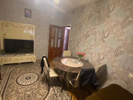 2 otaqlı köhnə tikili - Xalqlar Dostluğu m. - 70 m²