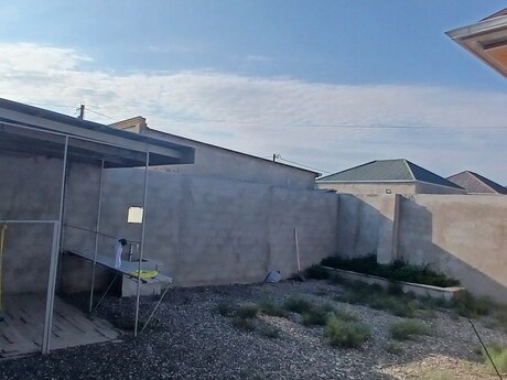 2 otaqlı həyət evi/bağ evi - Hövsan q. - 40 m²