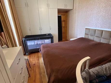 3 otaqlı köhnə tikili - Memar Əcəmi m. - 70 m²