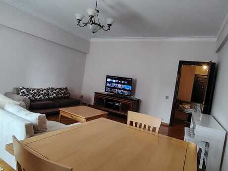 Elan №6111693 - Bakı, 28 May m., 3 otaqlı, 135 m², 5/16 mərtəbə