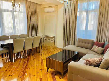3 otaqlı yeni tikili - İnşaatçılar m. - 125 m²