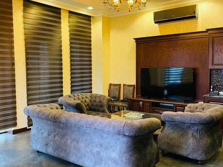 6 otaqlı həyət evi/bağ evi - Mərdəkan q. - 500 m²