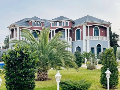 6 otaqlı həyət evi/bağ evi - Mərdəkan q. - 500 m²