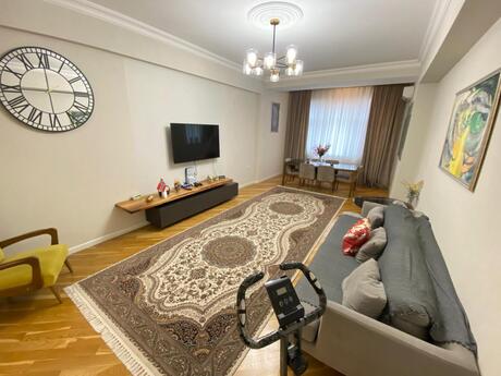 3 otaqlı yeni tikili - Elmlər Akademiyası m. - 125 m²