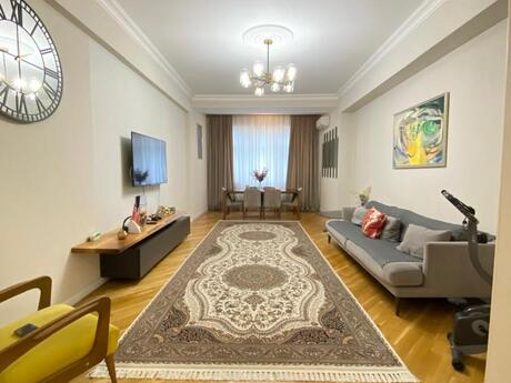 3 otaqlı yeni tikili - Elmlər Akademiyası m. - 125 m²