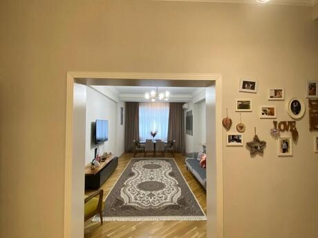 3 otaqlı yeni tikili - Elmlər Akademiyası m. - 125 m²