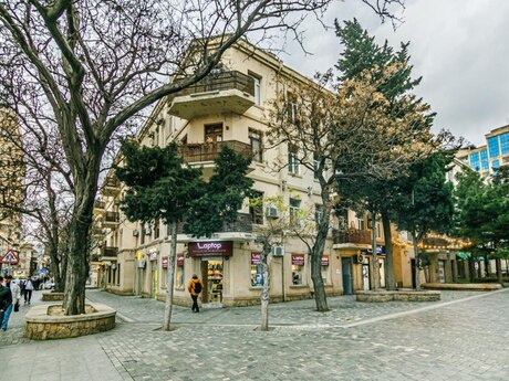 4 otaqlı köhnə tikili - Sahil m. - 110 m²