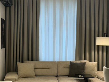 3 otaqlı köhnə tikili - Yeni Günəşli q. - 65 m²