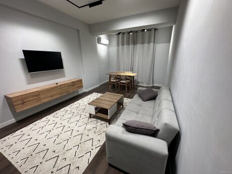 Elan №6111759 - Bakı, 28 May m., 2 otaqlı, 60 m², 4/14 mərtəbə