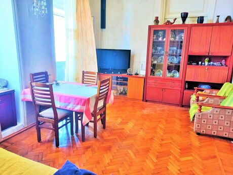 4 otaqlı köhnə tikili - İçəri Şəhər m. - 108.8 m²
