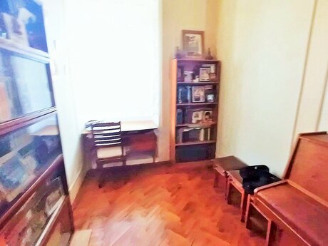 4 otaqlı köhnə tikili - İçəri Şəhər m. - 108.8 m²