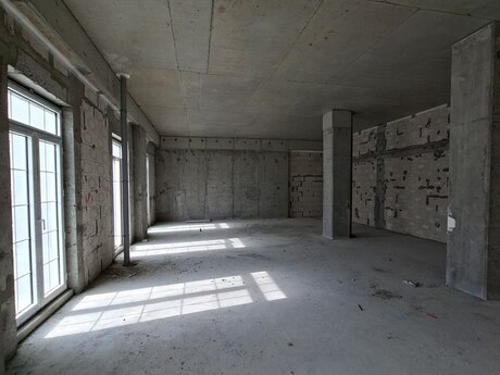 4 otaqlı yeni tikili - Ağ şəhər q. - 144 m²