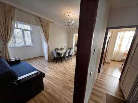 2 otaqlı köhnə tikili - Əhmədli m. - 45 m²