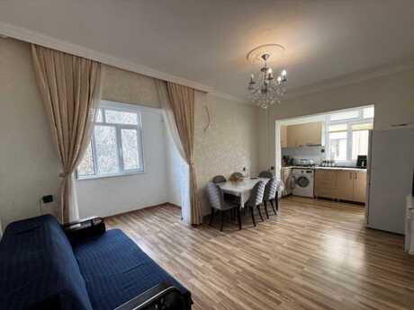 2 otaqlı köhnə tikili - Əhmədli m. - 45 m²