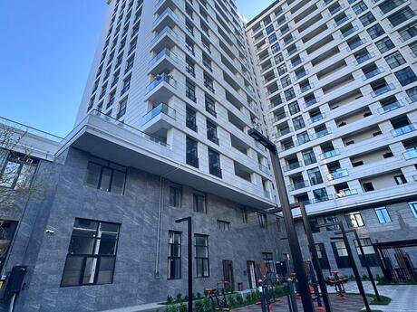 4 otaqlı yeni tikili - Nəsimi r. - 130 m²