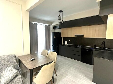 2 otaqlı yeni tikili - Ağ şəhər q. - 70 m²