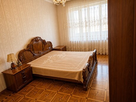 4 otaqlı köhnə tikili - Memar Əcəmi m. - 100 m²