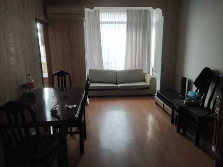 2 otaqlı köhnə tikili - Memar Əcəmi m. - 50 m²