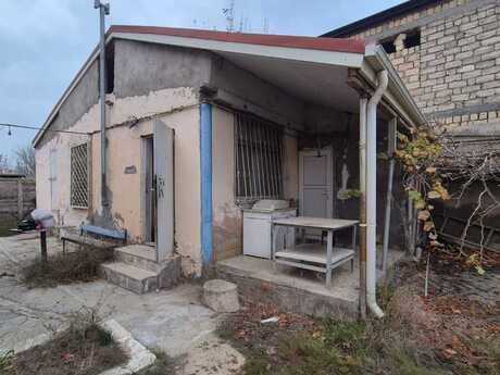 5 otaqlı həyət evi/bağ evi - Pirşağı q. - 140 m²
