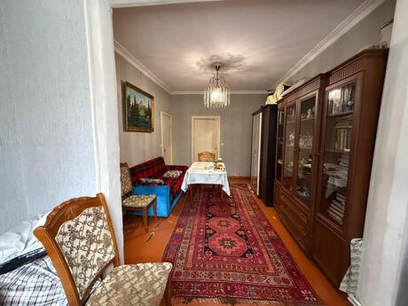 2 otaqlı köhnə tikili - 20 Yanvar m. - 40 m²