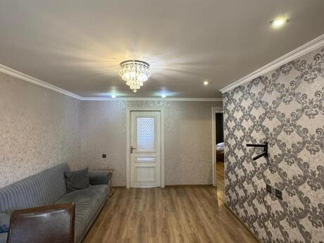 3 otaqlı köhnə tikili - İnşaatçılar m. - 72 m²