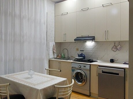 4 otaqlı həyət evi/bağ evi - Maştağa q. - 90 m²