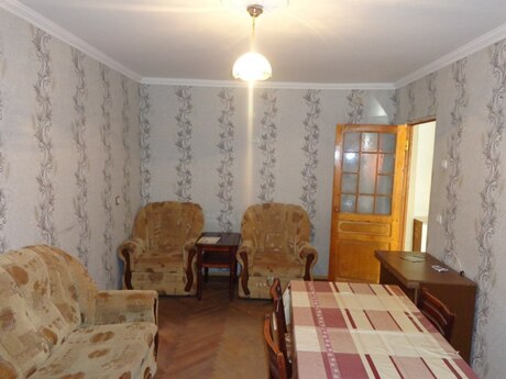 1 otaqlı köhnə tikili - Elmlər Akademiyası m. - 40 m²