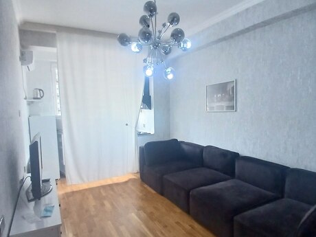 2 otaqlı yeni tikili - İnşaatçılar m. - 55 m²