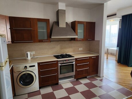 4 otaqlı yeni tikili - Nizami m. - 170 m²
