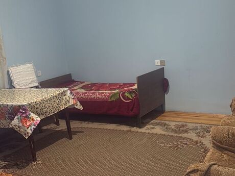 2 otaqlı həyət evi/bağ evi - Əhmədli m. - 88 m²