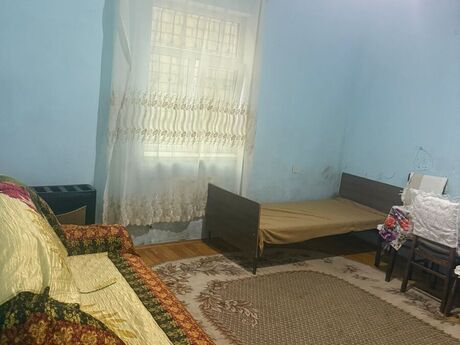 2 otaqlı həyət evi/bağ evi - Əhmədli m. - 88 m²